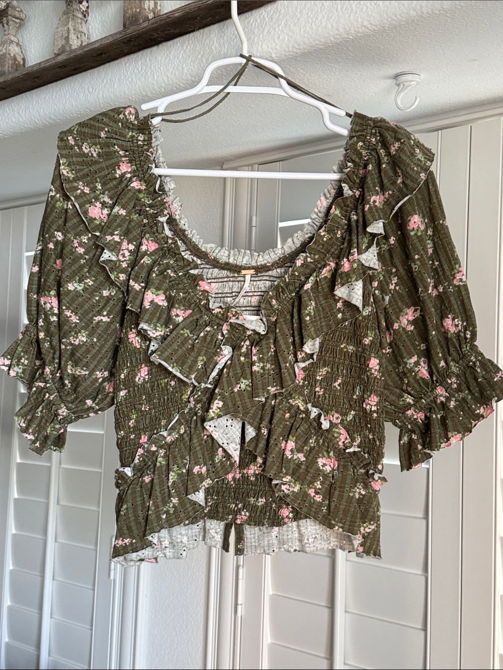 Free People Favorite Girl Smocked Top NWT - Picture 4 of 11
